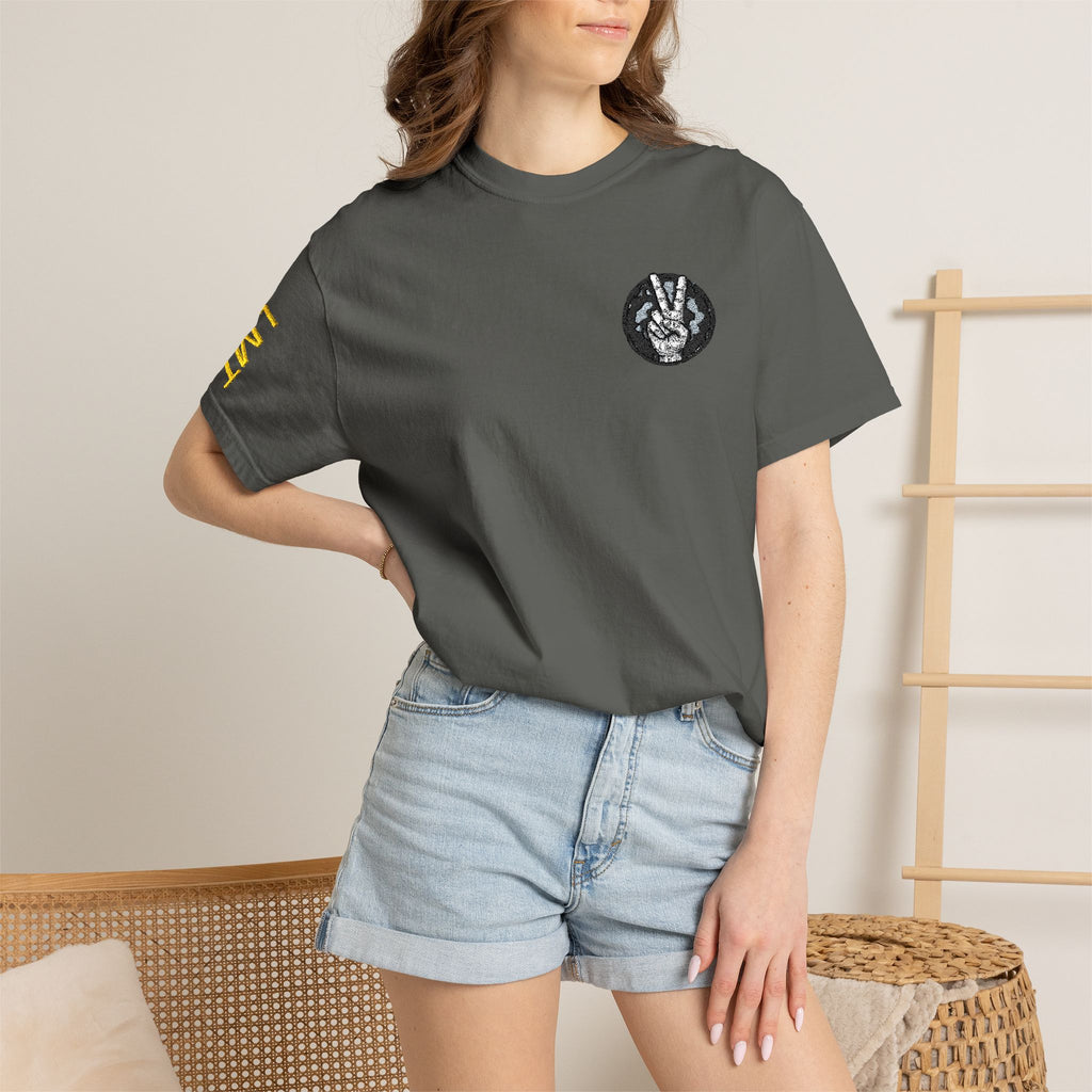 Wolf Moon Pocket T-Shirt — Minimal Black Wolf Circle Tee