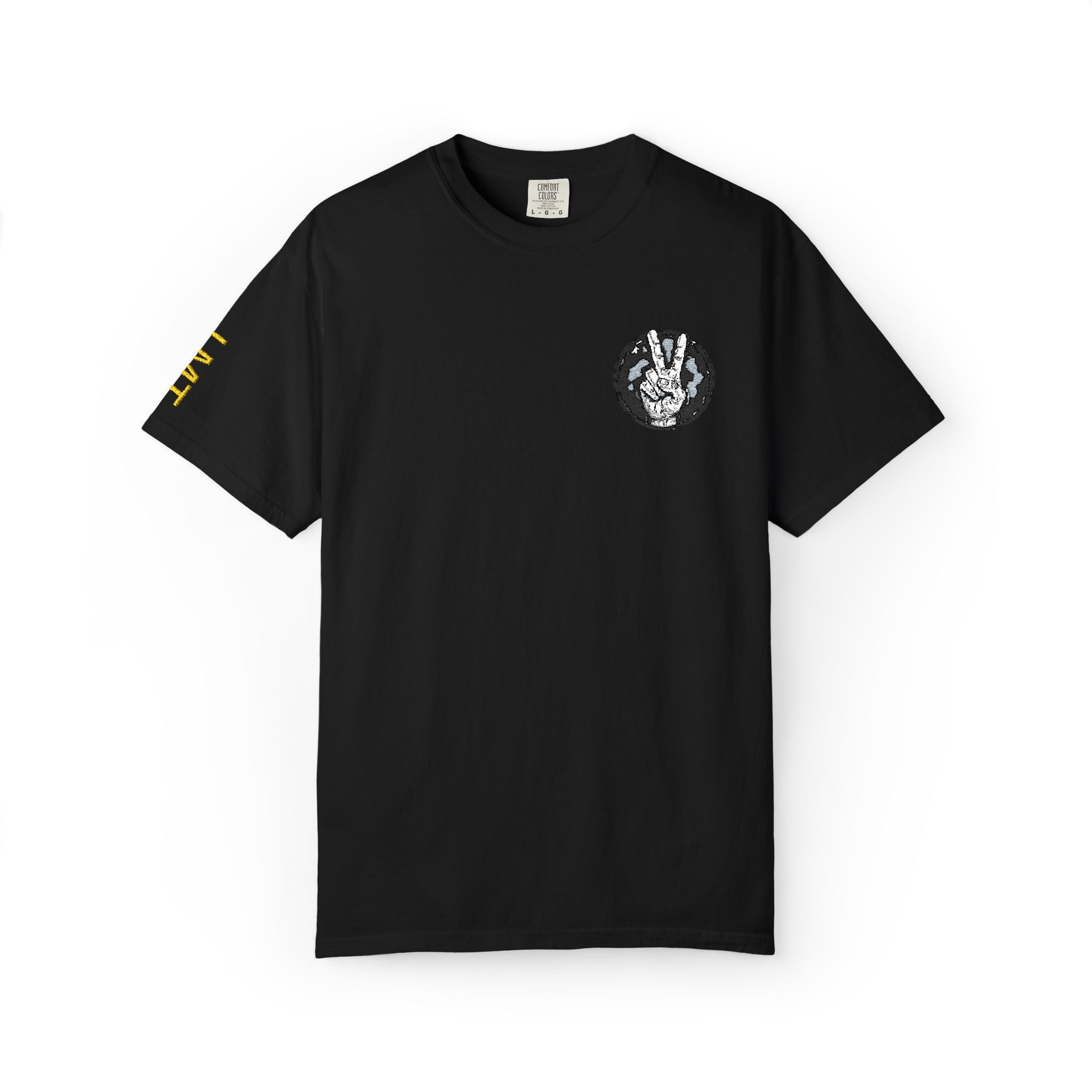 Wolf Moon Pocket T-Shirt — Minimal Black Wolf Circle Tee