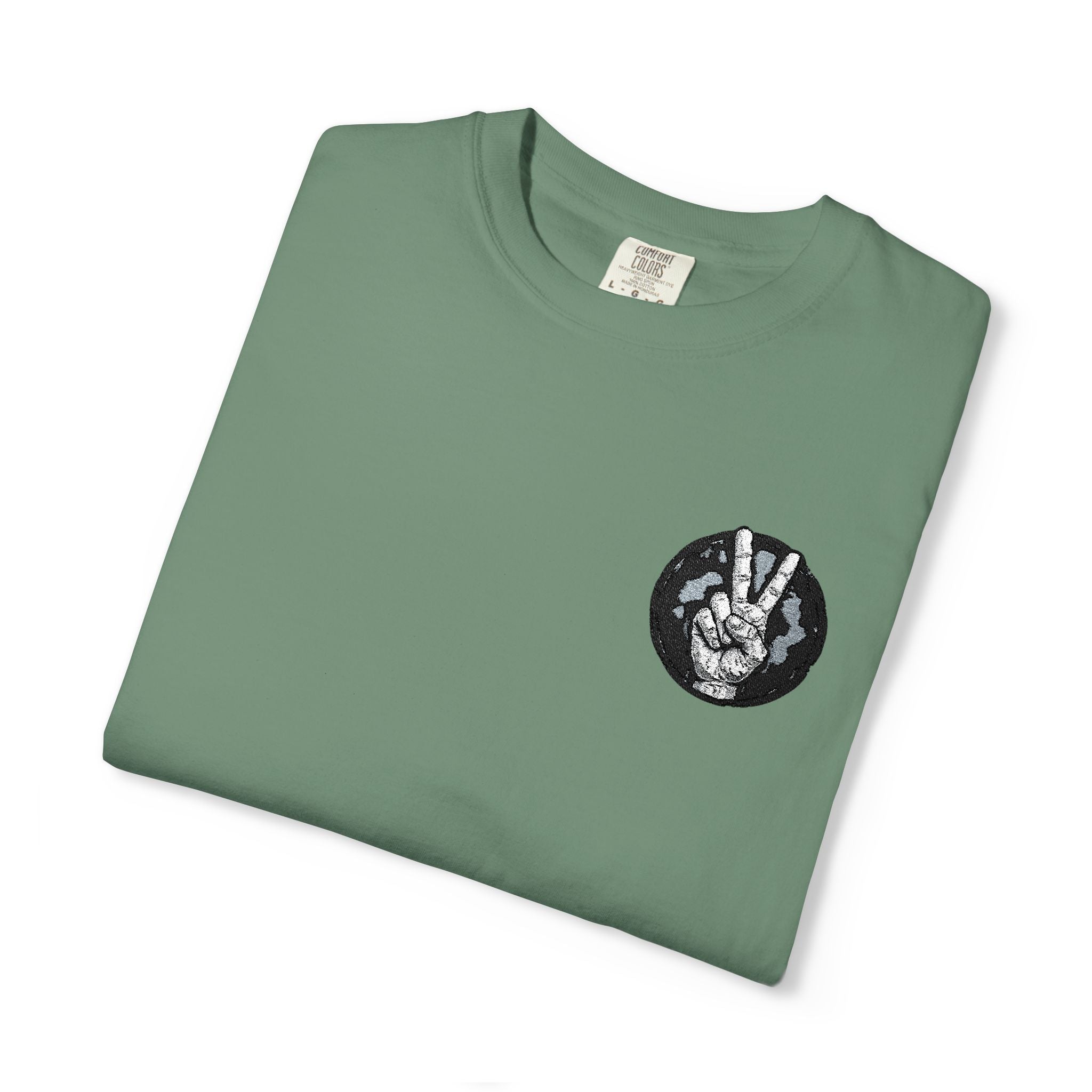 Wolf Moon Pocket T-Shirt — Minimal Black Wolf Circle Tee