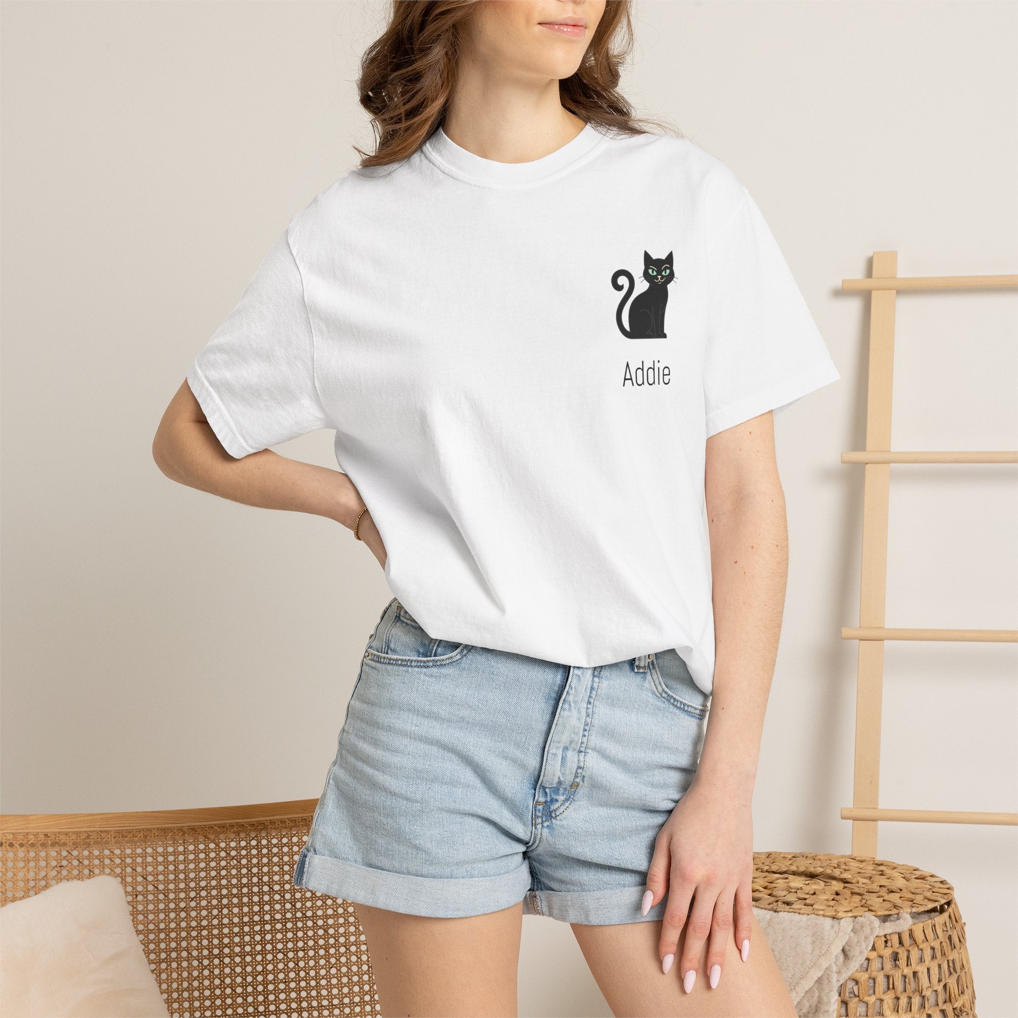Cat Lover Personalized Graphic T-Shirt — “I’m Not Arguing, I’m Just Explaining Why I’m Right” Cat Design
