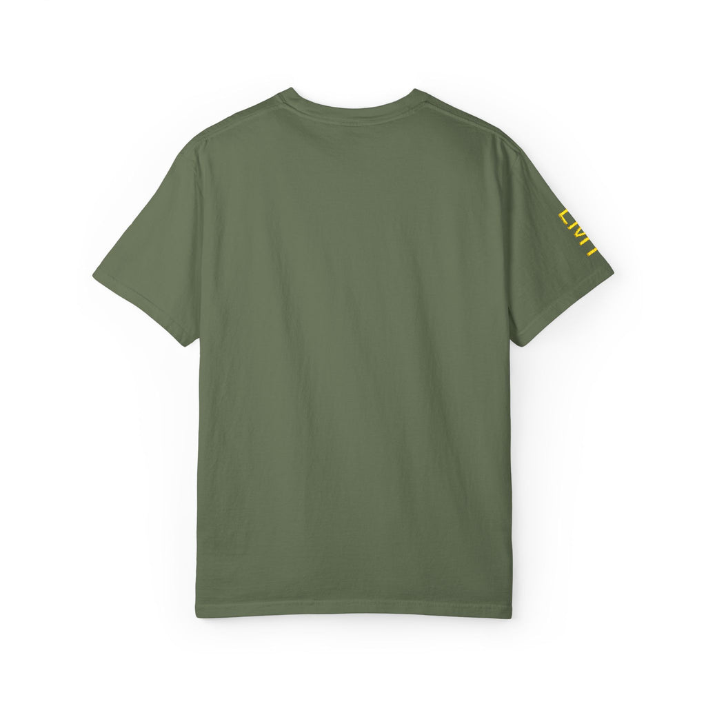 Wolf Moon Pocket T-Shirt — Minimal Black Wolf Circle Tee