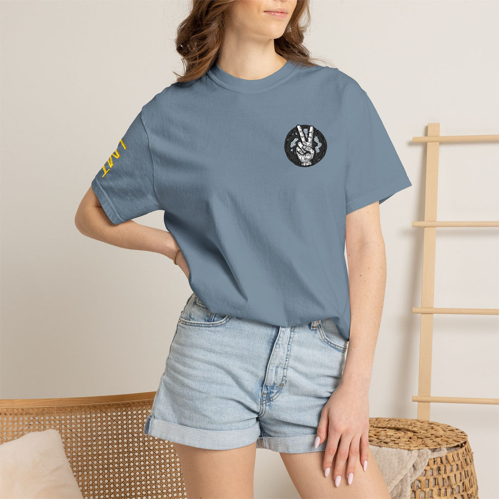 Wolf Moon Pocket T-Shirt — Minimal Black Wolf Circle Tee