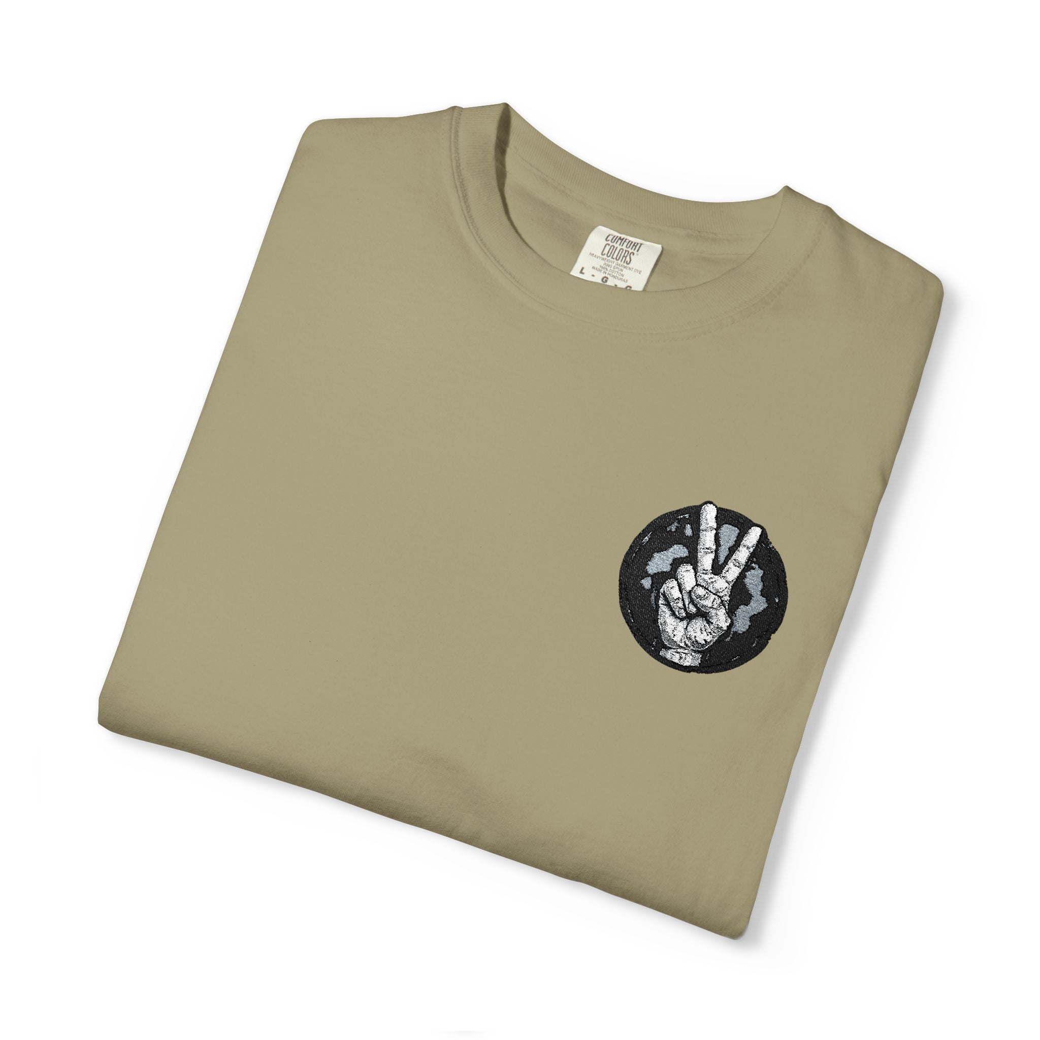 Wolf Moon Pocket T-Shirt — Minimal Black Wolf Circle Tee