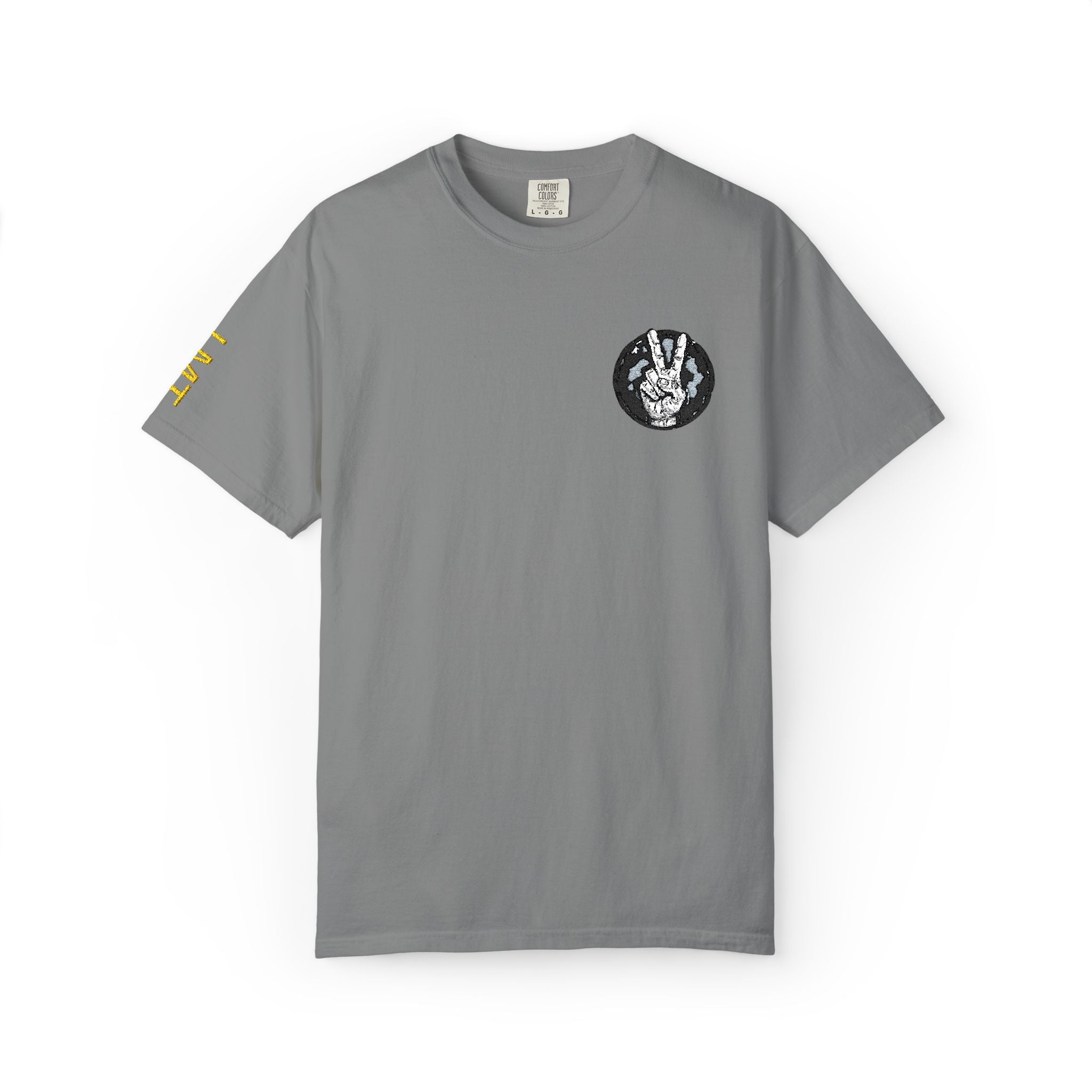 Wolf Moon Pocket T-Shirt — Minimal Black Wolf Circle Tee