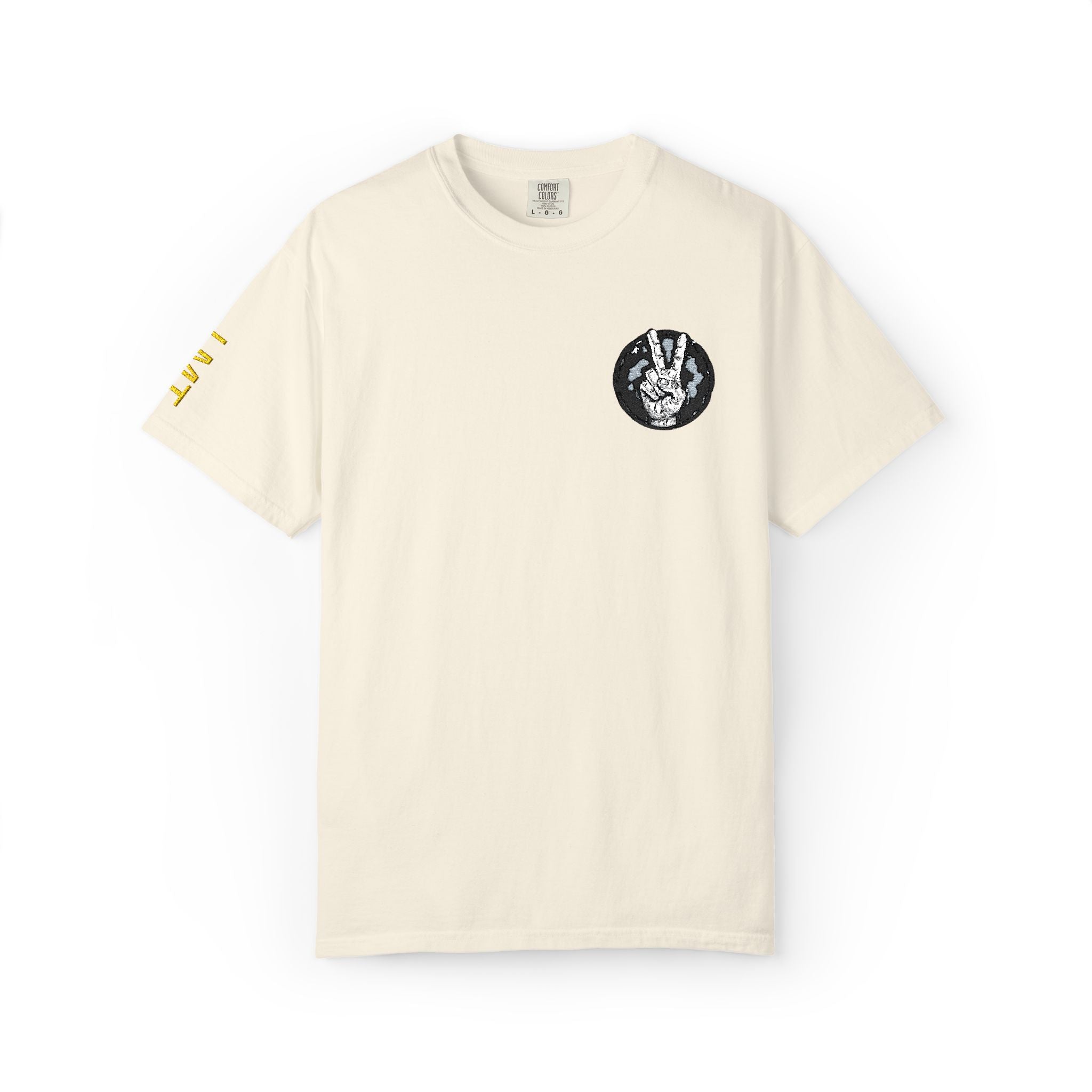 Wolf Moon Pocket T-Shirt — Minimal Black Wolf Circle Tee