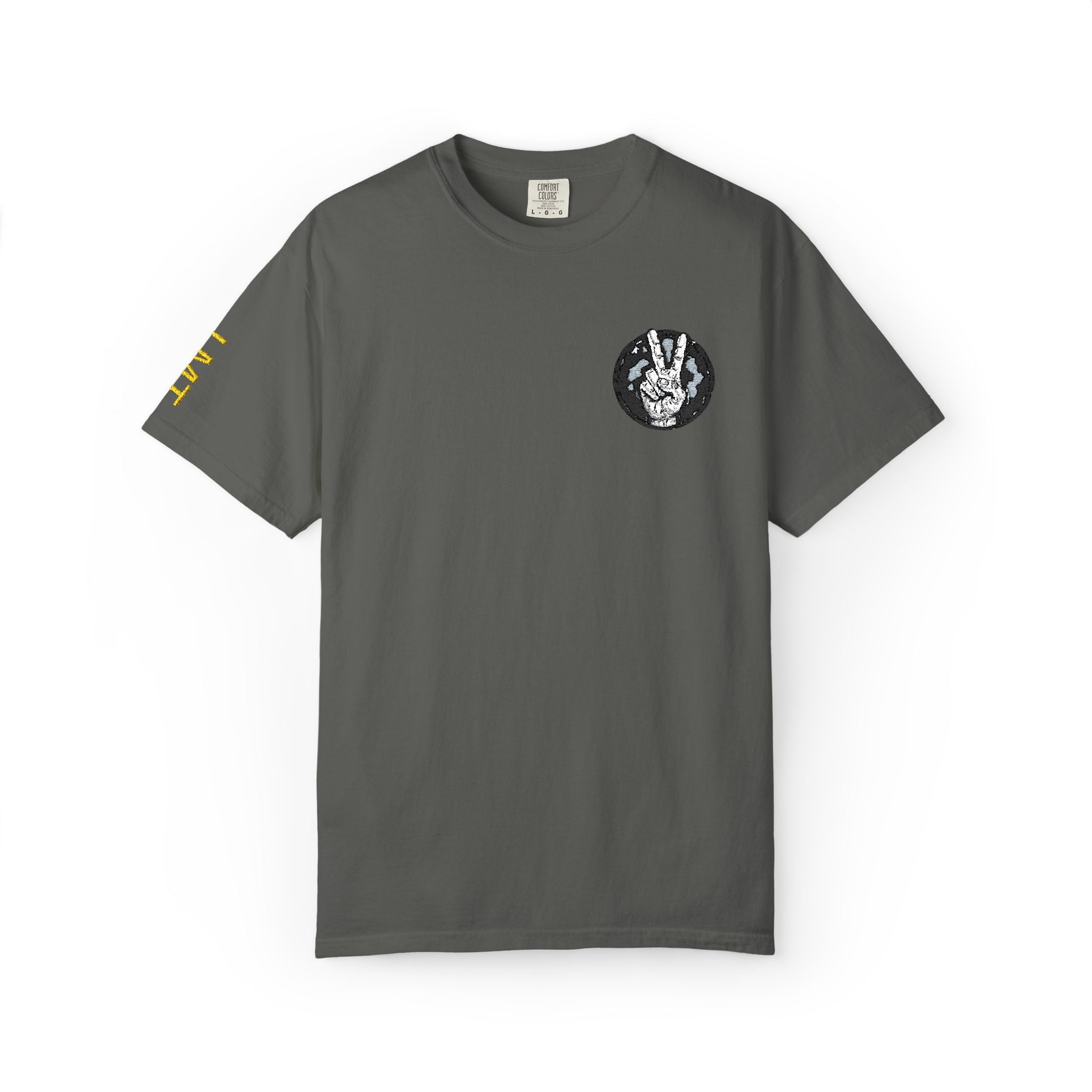 Wolf Moon Pocket T-Shirt — Minimal Black Wolf Circle Tee