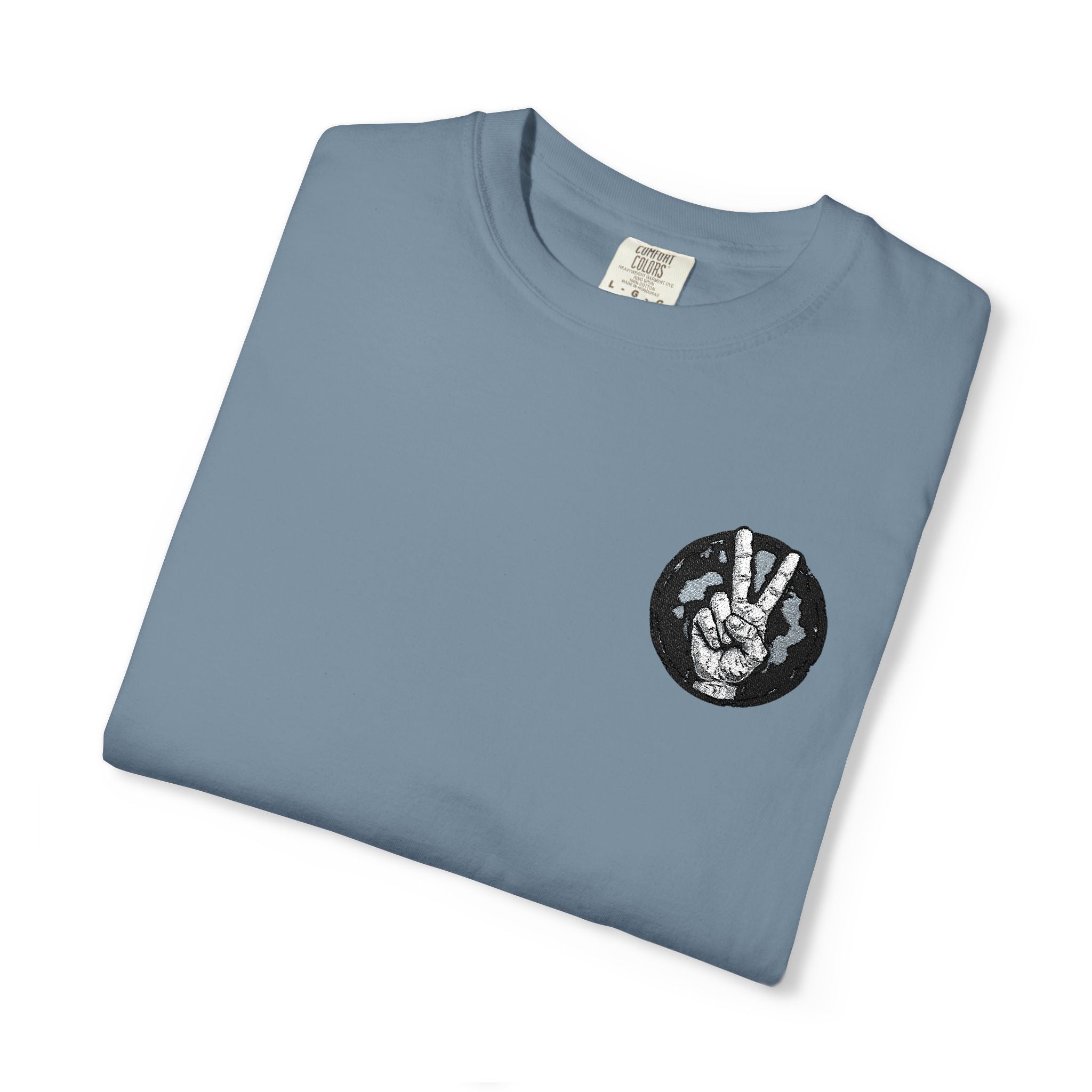 Wolf Moon Pocket T-Shirt — Minimal Black Wolf Circle Tee