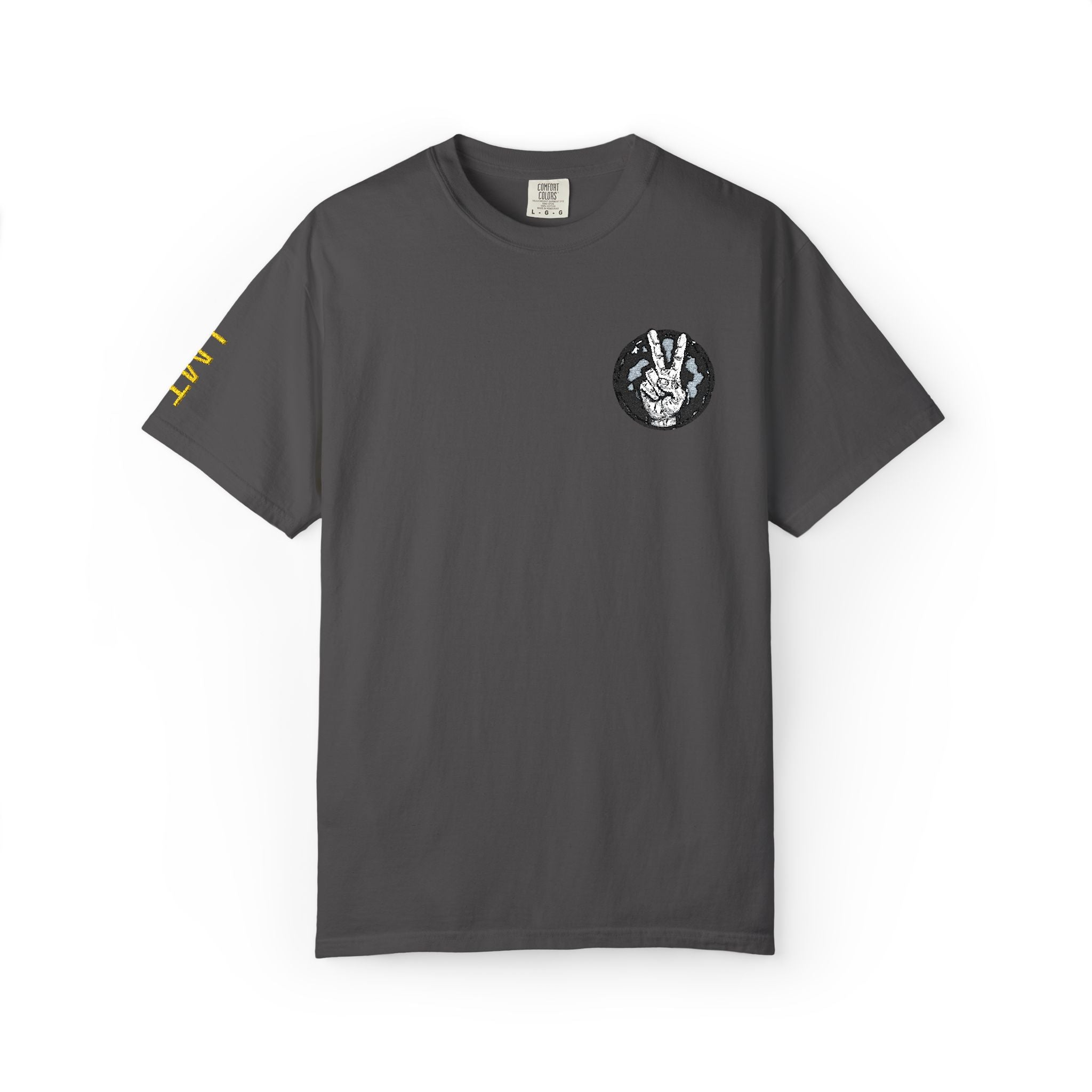 Wolf Moon Pocket T-Shirt — Minimal Black Wolf Circle Tee