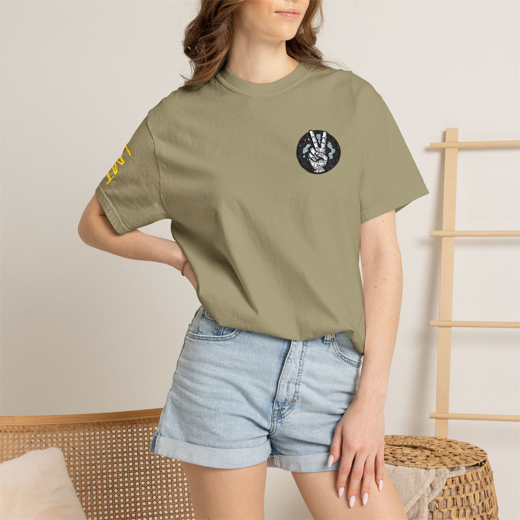 Wolf Moon Pocket T-Shirt — Minimal Black Wolf Circle Tee