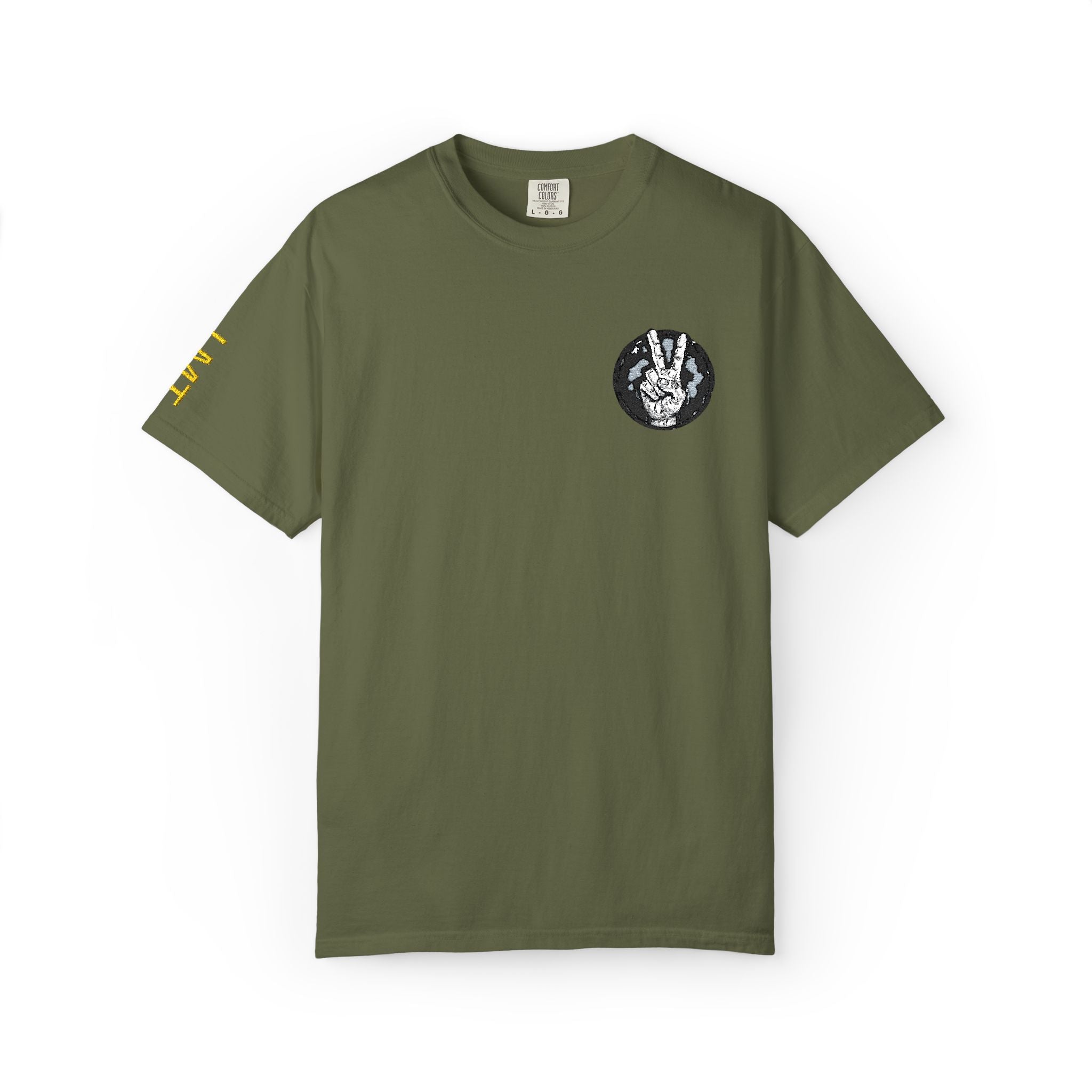 Wolf Moon Pocket T-Shirt — Minimal Black Wolf Circle Tee