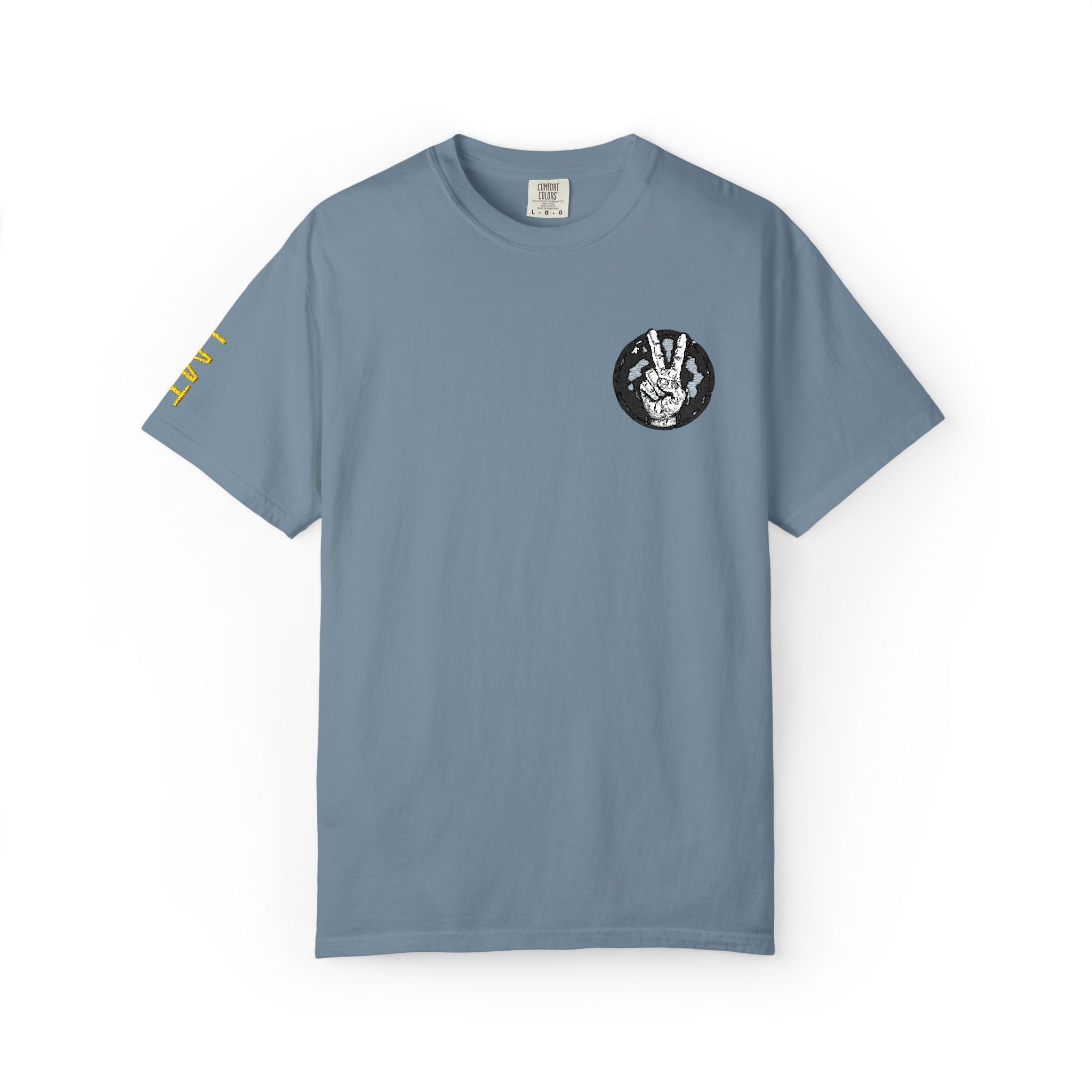 Wolf Moon Pocket T-Shirt — Minimal Black Wolf Circle Tee