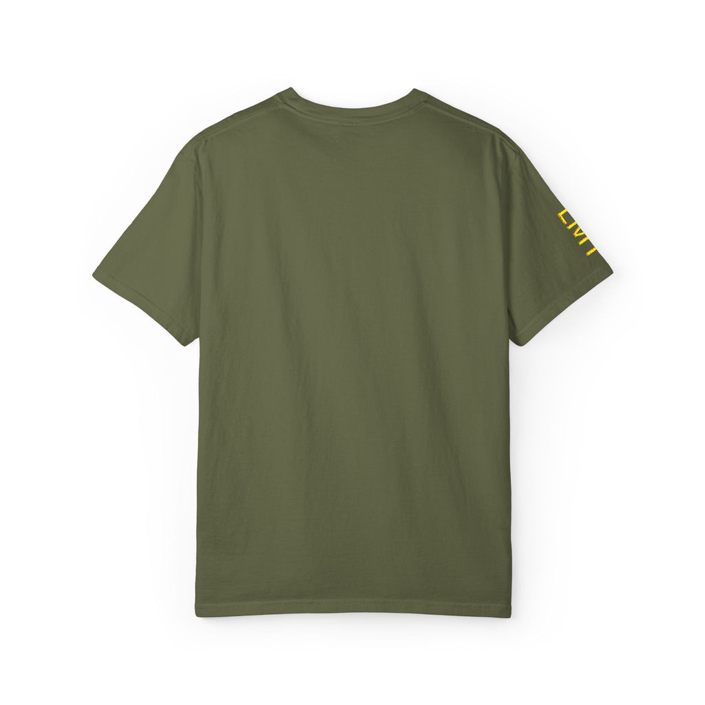 Wolf Moon Pocket T-Shirt — Minimal Black Wolf Circle Tee