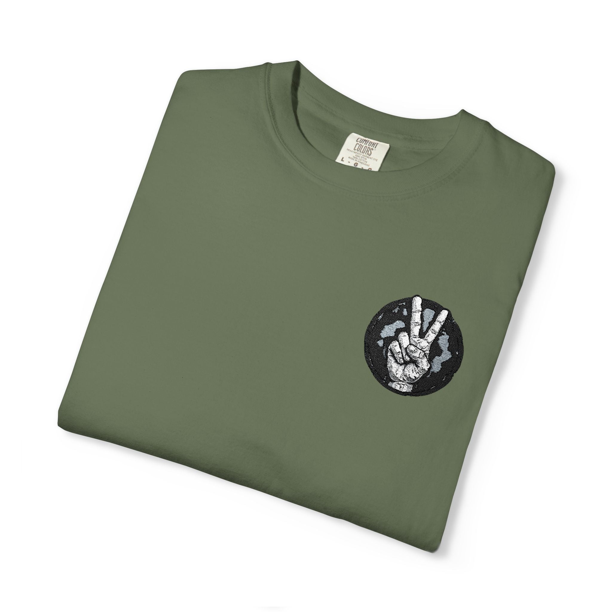 Wolf Moon Pocket T-Shirt — Minimal Black Wolf Circle Tee