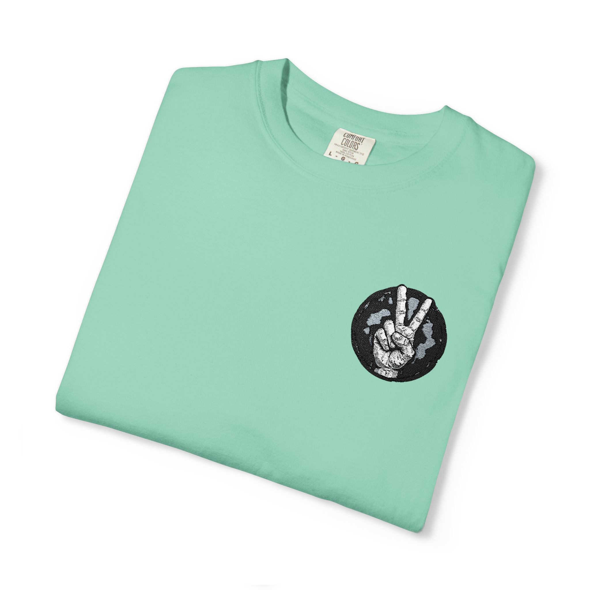 Wolf Moon Pocket T-Shirt — Minimal Black Wolf Circle Tee