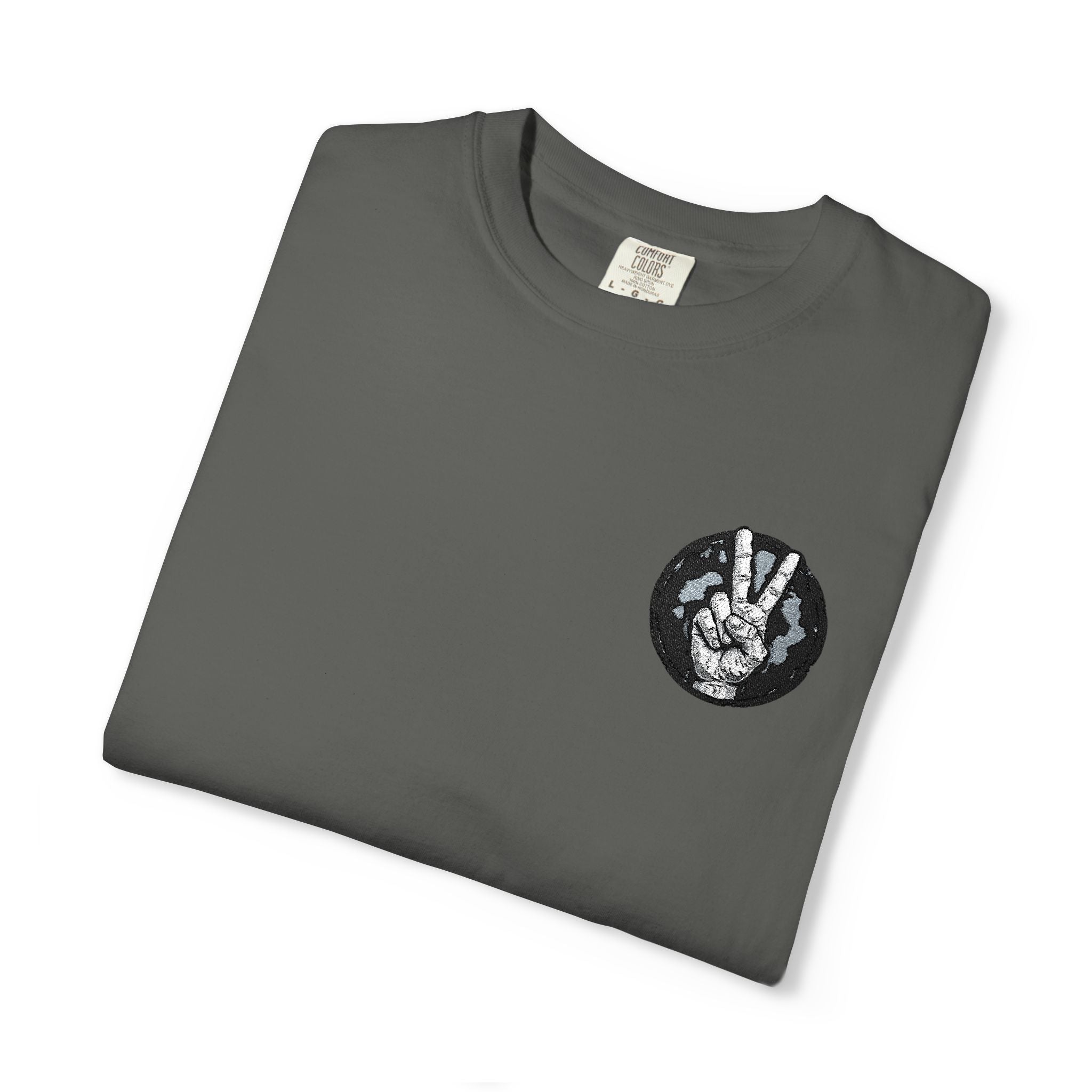 Wolf Moon Pocket T-Shirt — Minimal Black Wolf Circle Tee